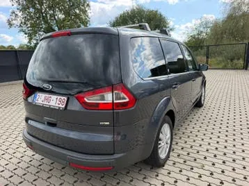 Ford Galaxy 2009 photo 3