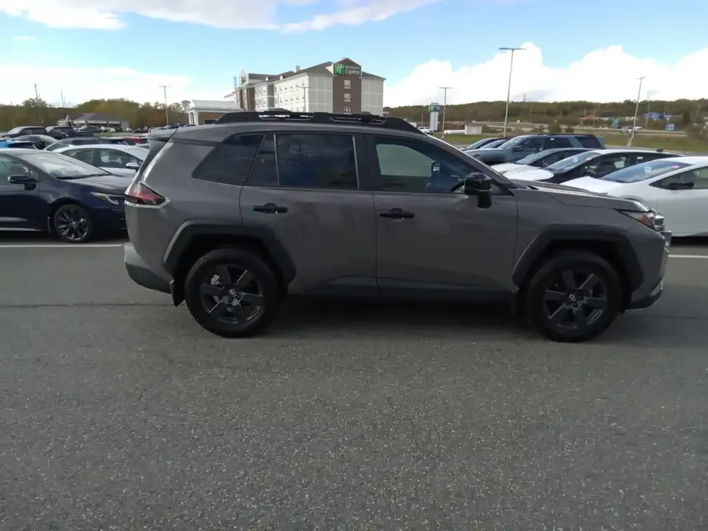 Toyota Rav4 2026 photo 5