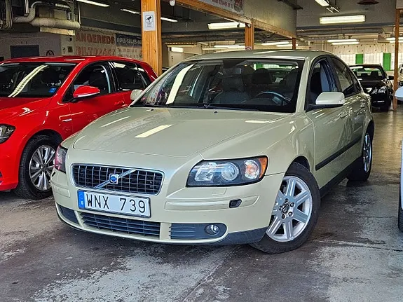 Volvo S40 2005 photo 2