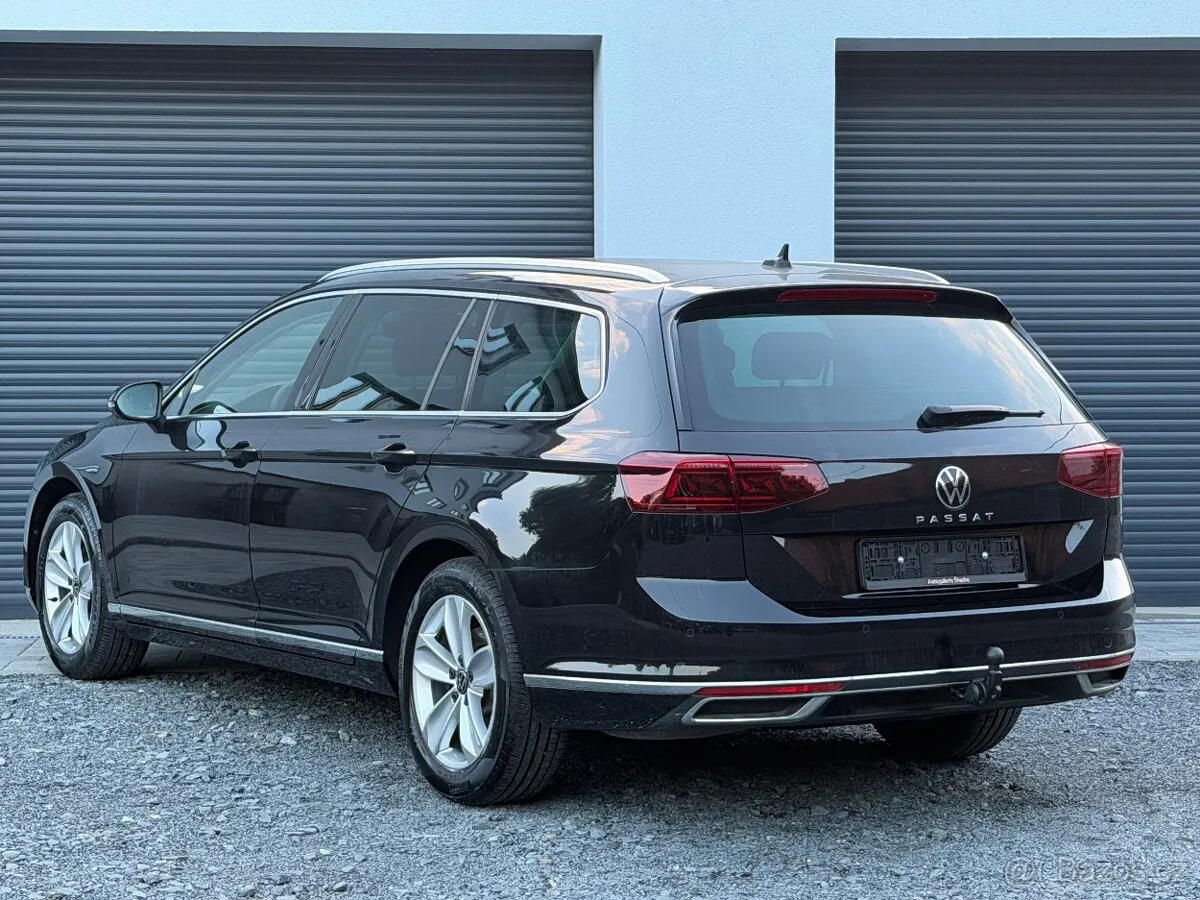 Volkswagen Passat 2023 photo 4