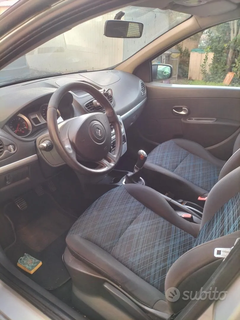 Renault Clio 2007 photo 5