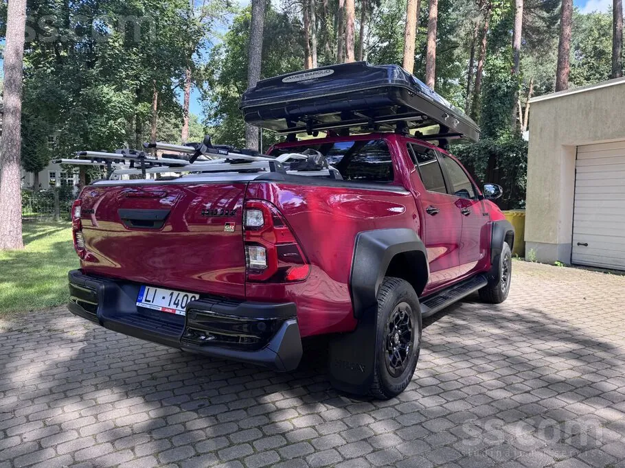 Toyota Hilux 2025 photo 3