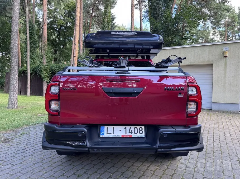 Toyota Hilux 2025 photo 4