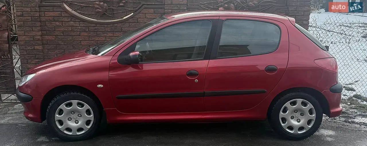 Peugeot 206 2006 photo 2