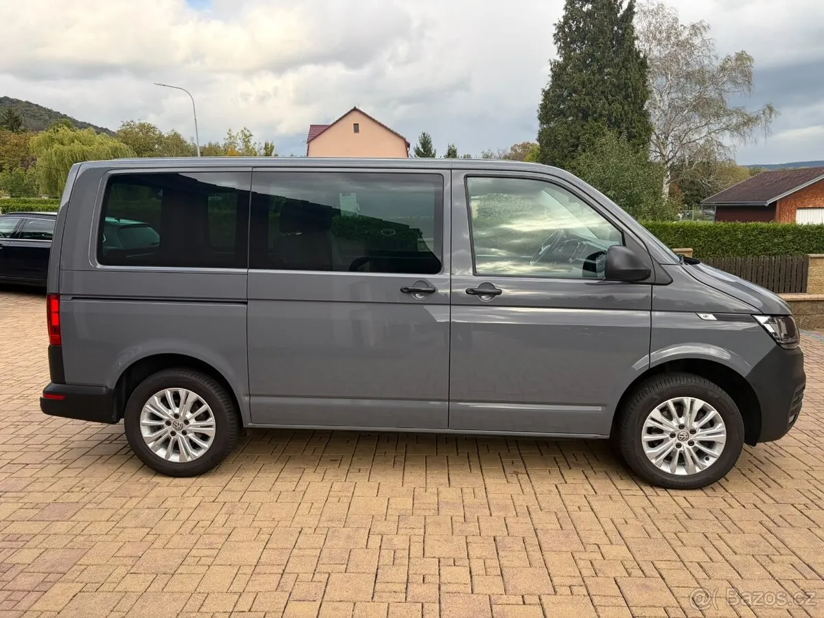Volkswagen Transporter 2021 photo 2