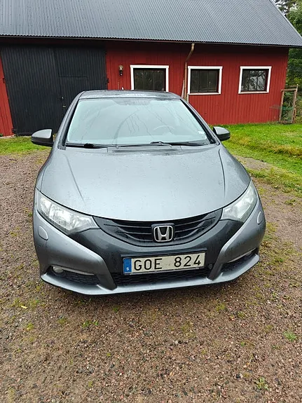 Honda Civic 2012 photo 2