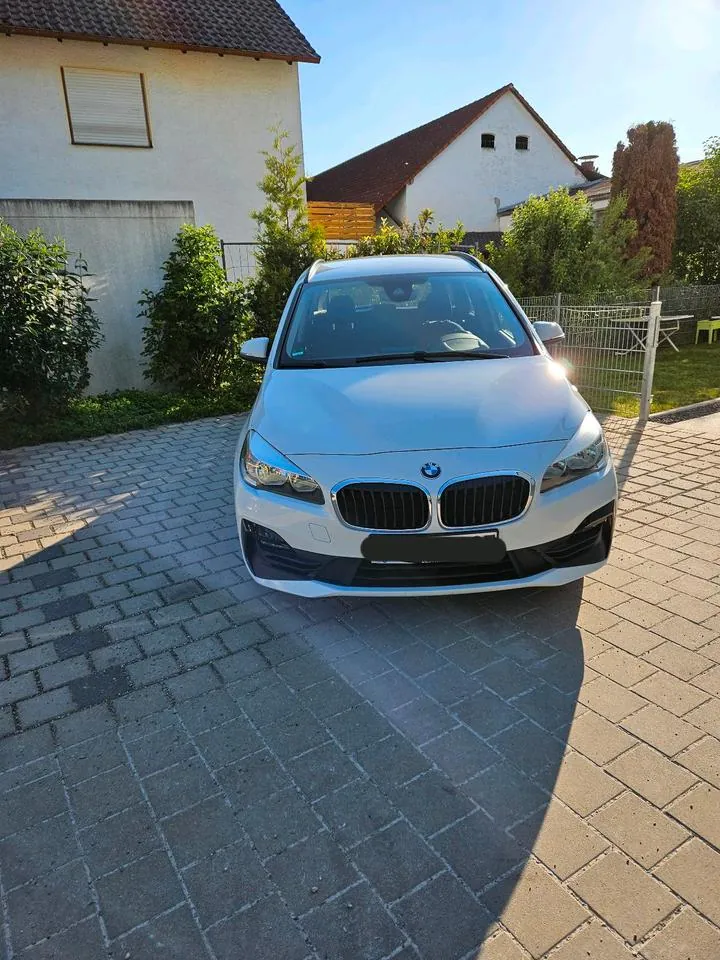 BMW 216D
