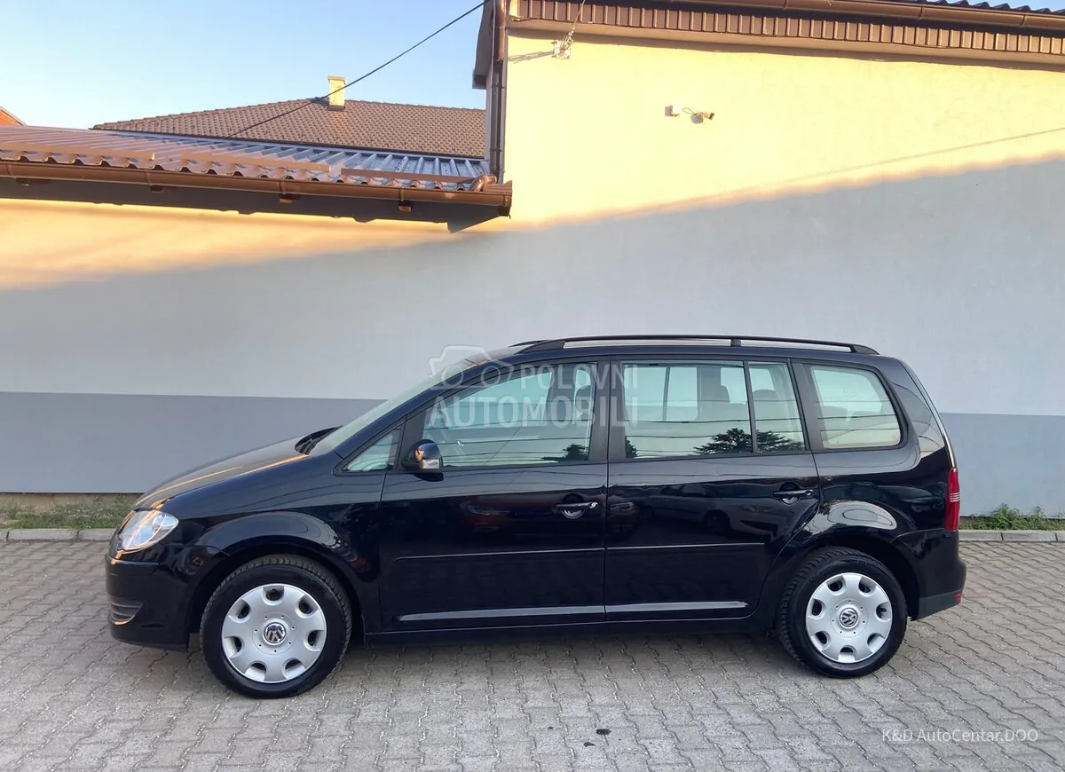 Volkswagen Touran 2007 photo 3