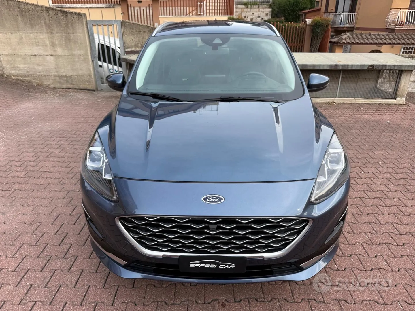 Ford Kuga 2023 photo 2