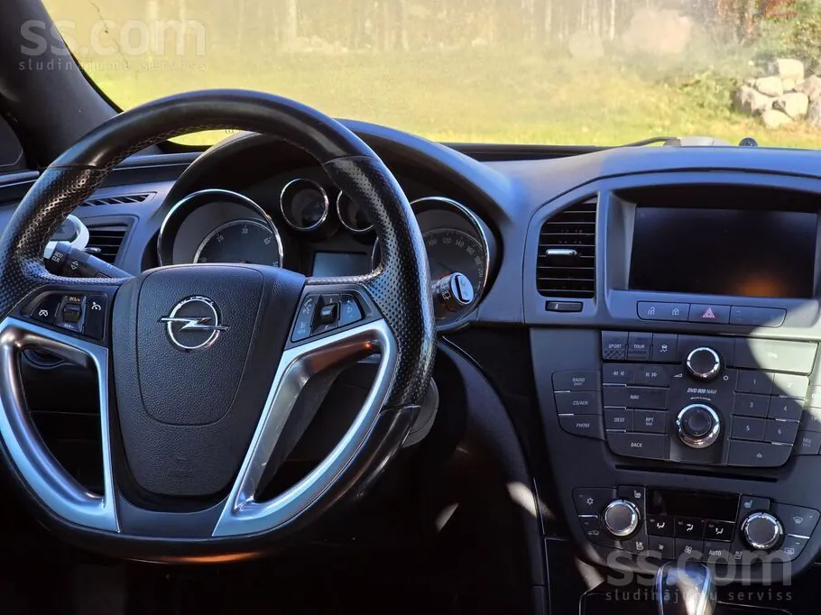 Opel Insignia 2011 photo 4