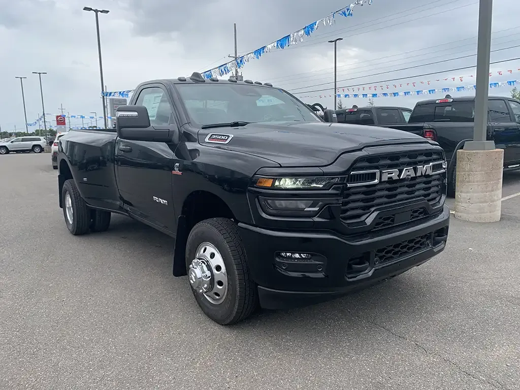 Ram 3500 2026 photo 2