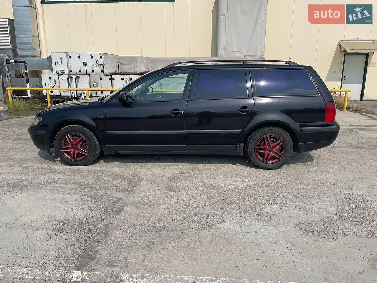 Volkswagen Passat 2000 photo 2