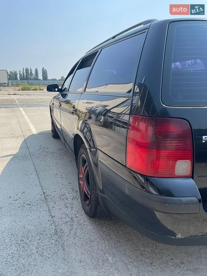 Volkswagen Passat 2000 photo 5