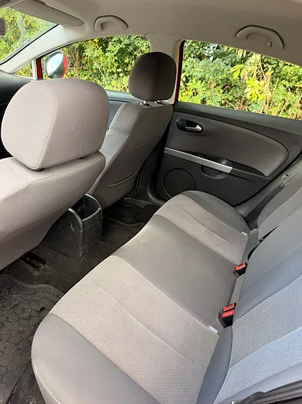 Seat Leon 2011 photo 5