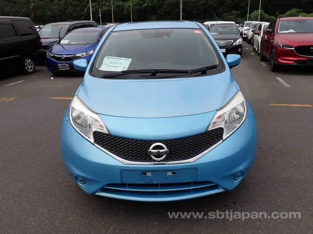 Nissan Note 2015 photo 5