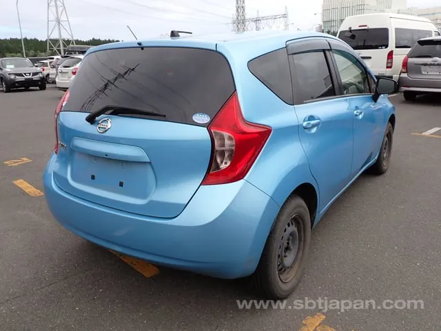 Nissan Note 2015 photo 4