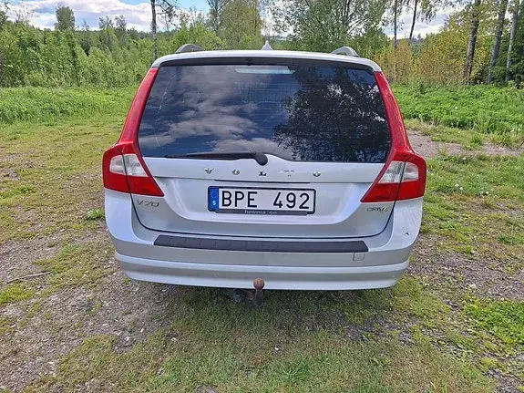 Volvo V70 2012 photo 5