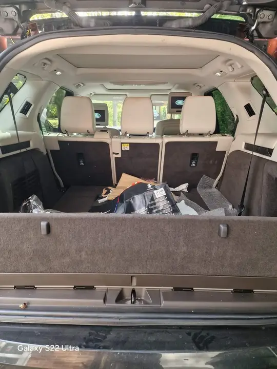 Land Rover Discovery 2017 photo 3