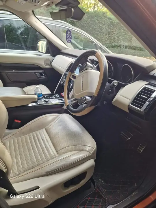 Land Rover Discovery 2017 photo 2