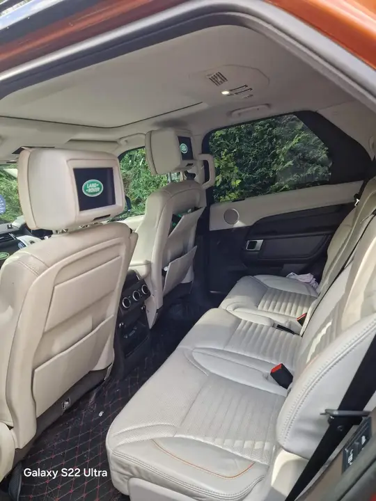 Land Rover Discovery 2017 photo 4