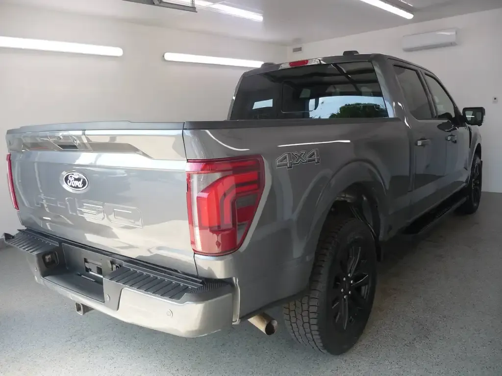 Ford F-150 2025 photo 3