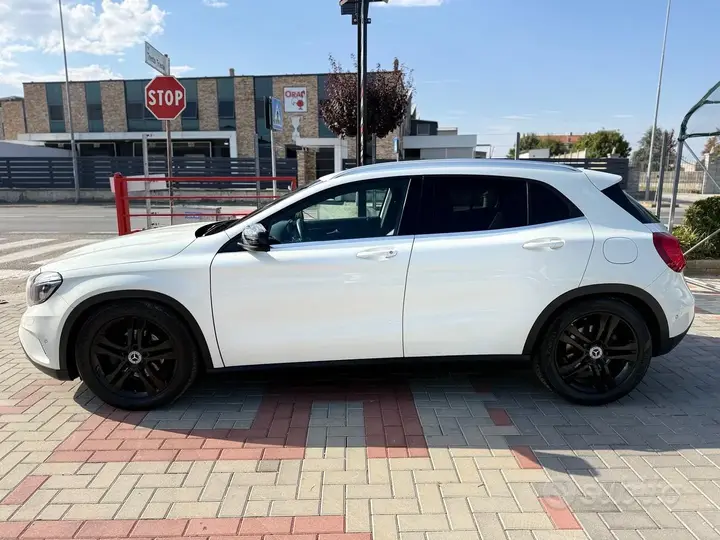 Mercedes-Benz Gla 2014 photo 3