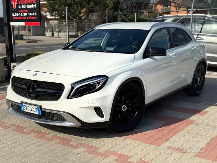 Mercedes-Benz Gla 2014 photo 2