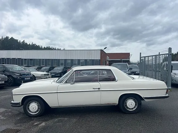Mercedes-Benz C250 1969 photo 3