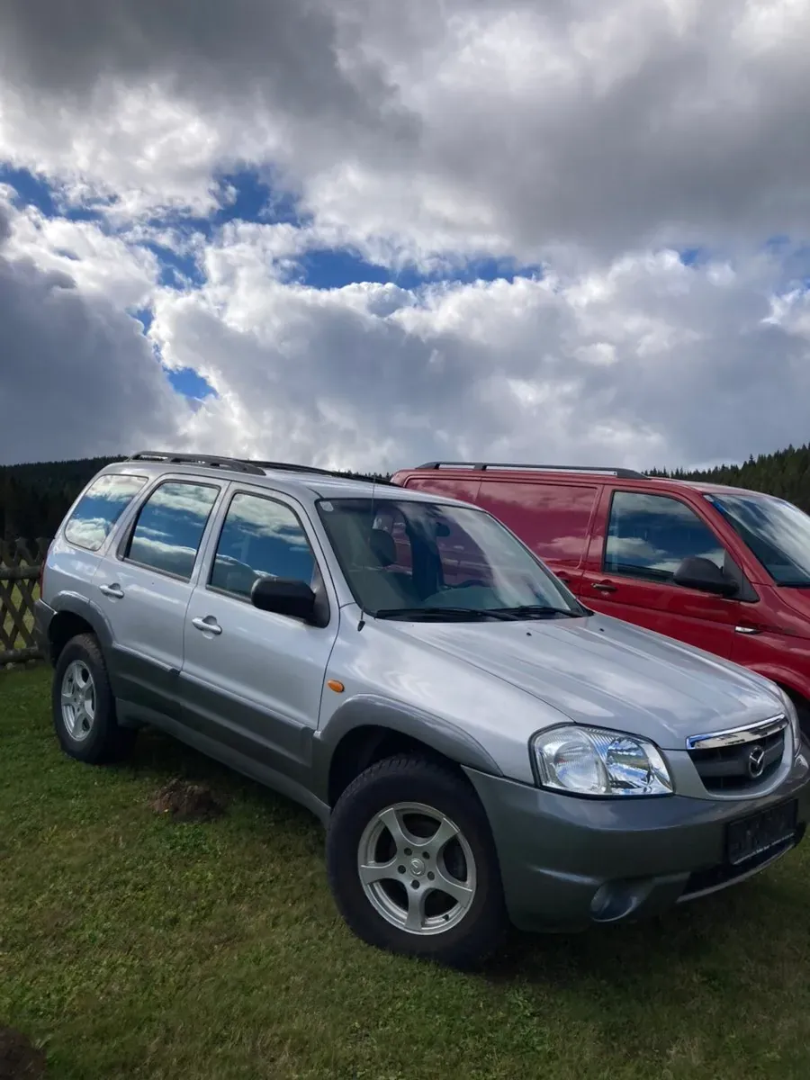 Mazda Tribute 2001 photo 2