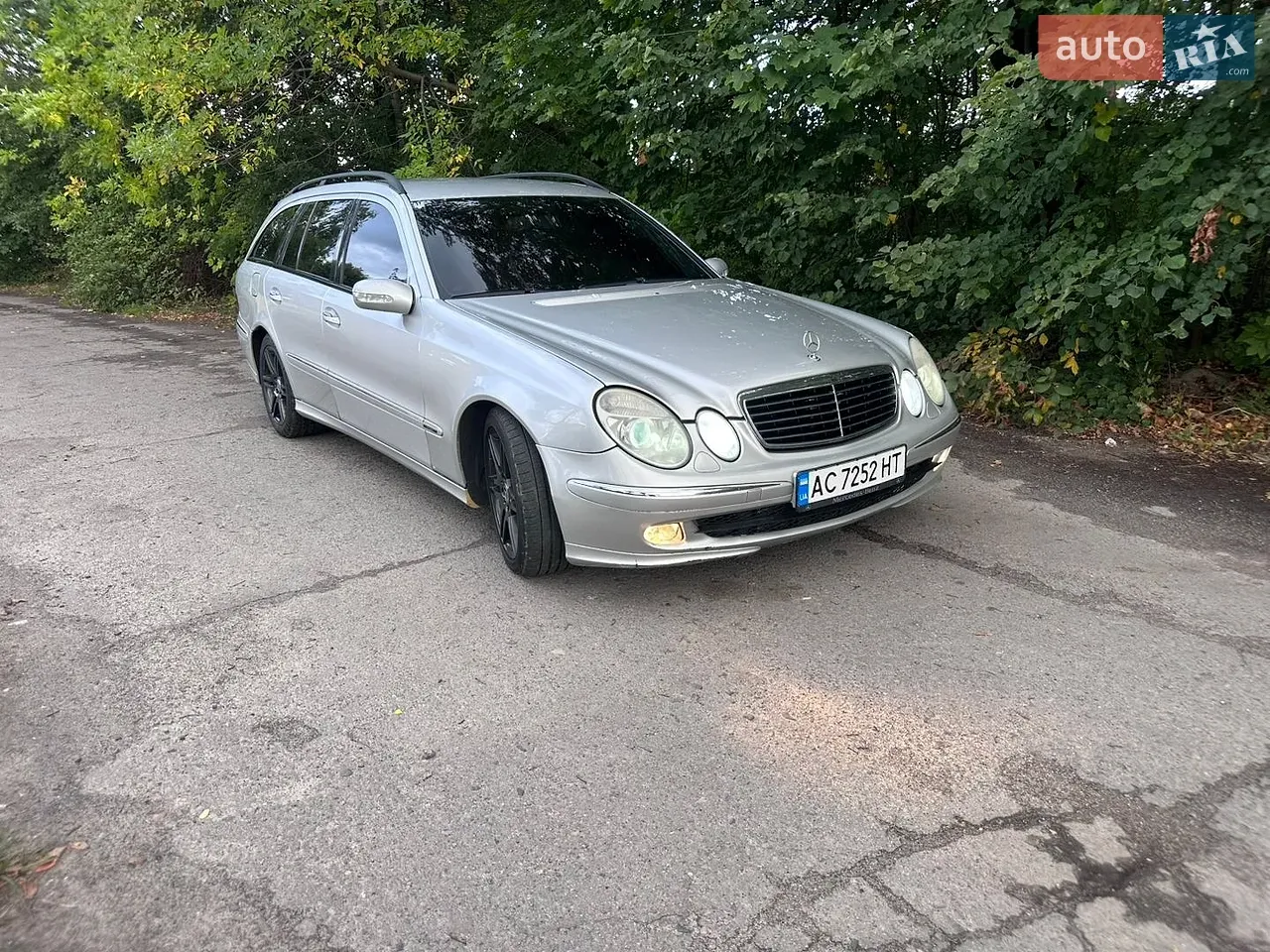Mercedes-Benz E-Class 2003 photo 5