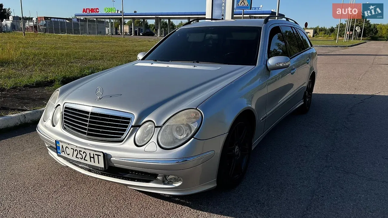 Mercedes-Benz E-Class 2003 photo 3