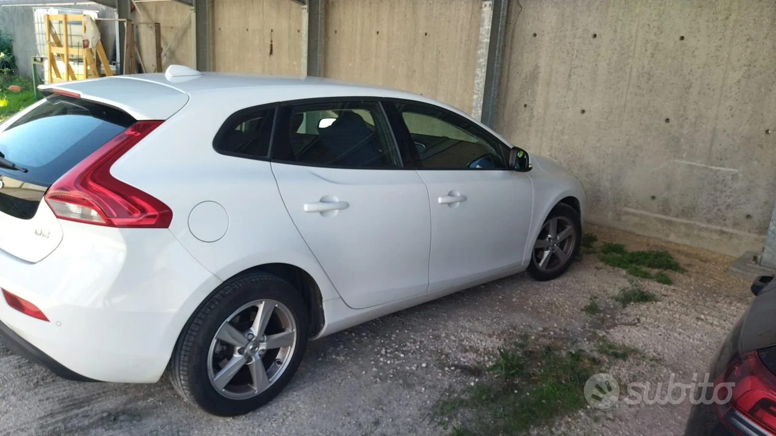 Volvo V40 2017 photo 5