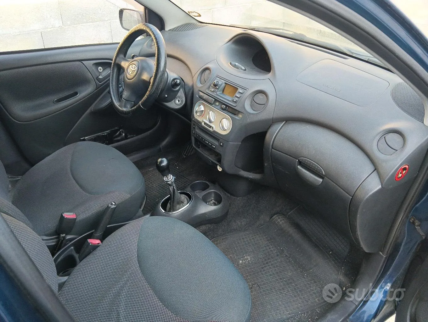 Toyota Yaris 2004 photo 5