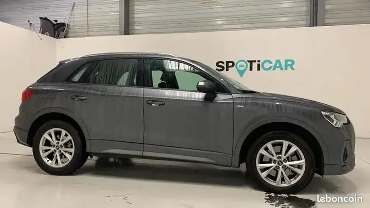 Audi Q3 2022 photo 4