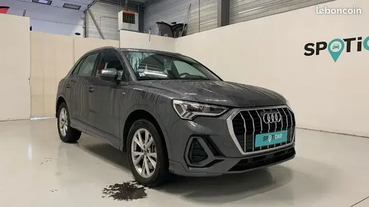 Audi Q3 2022 photo 3