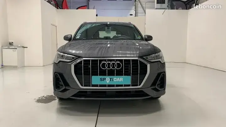 Audi Q3 2022 photo 2