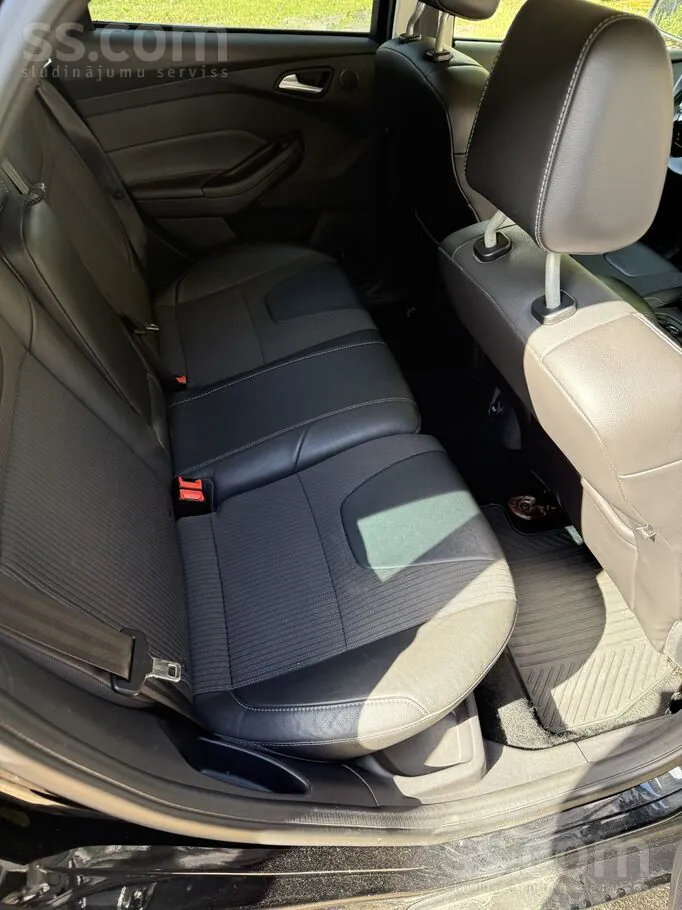 Ford Focus 2014 photo 5