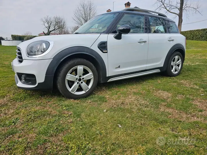 Mini Mini Countryman 2018 photo 2