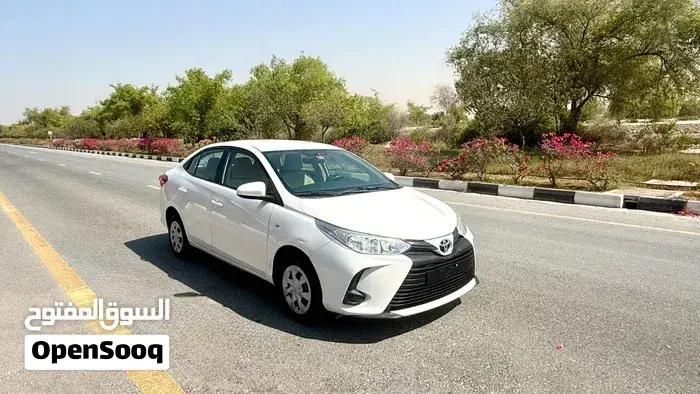 Toyota Yaris 2021 photo 2