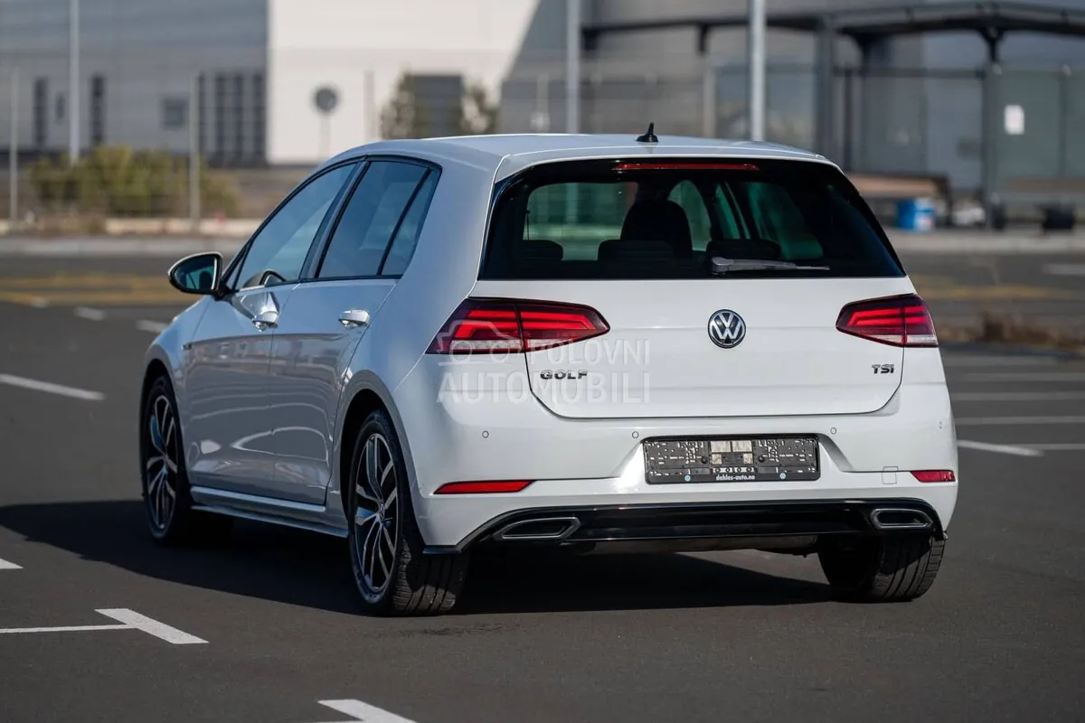 Volkswagen Golf 2018 photo 4