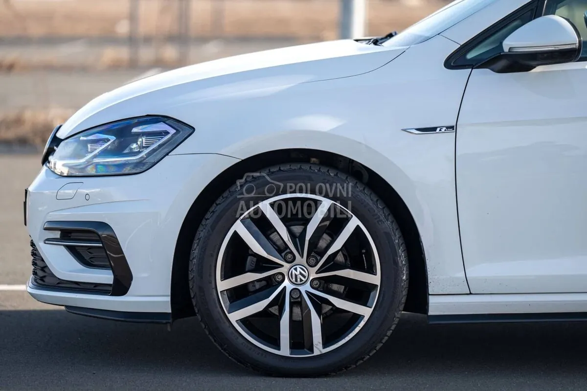Volkswagen Golf 2018 photo 5