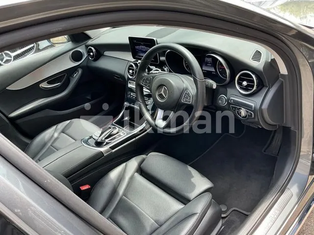 Mercedes-Benz C350 2016 photo 3