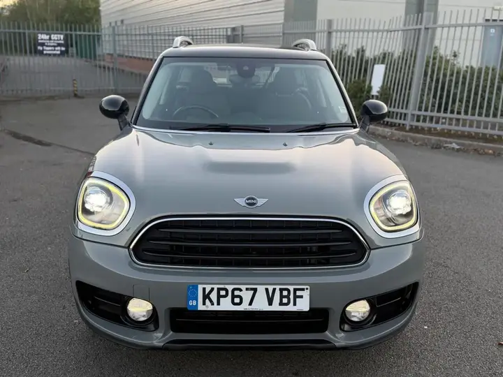 Mini Countryman 2017 photo 2