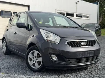 Kia Venga 2012 photo 3