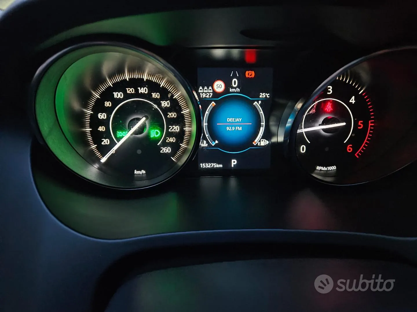 Land Rover E-Pace 2020 photo 4