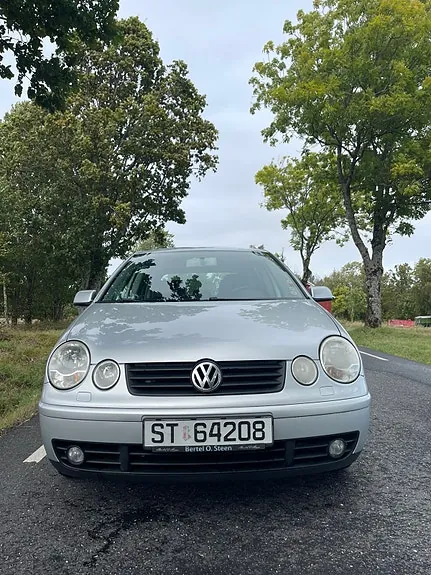 Volkswagen Polo 2003 photo 2
