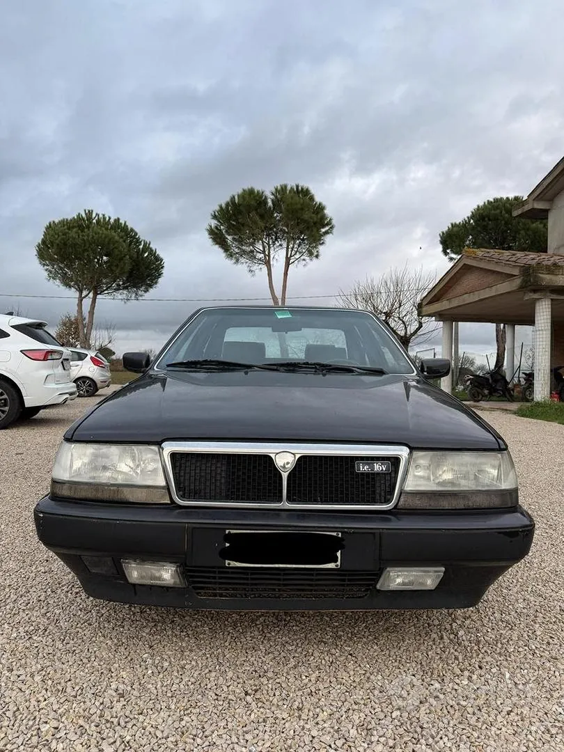 Lancia Thema