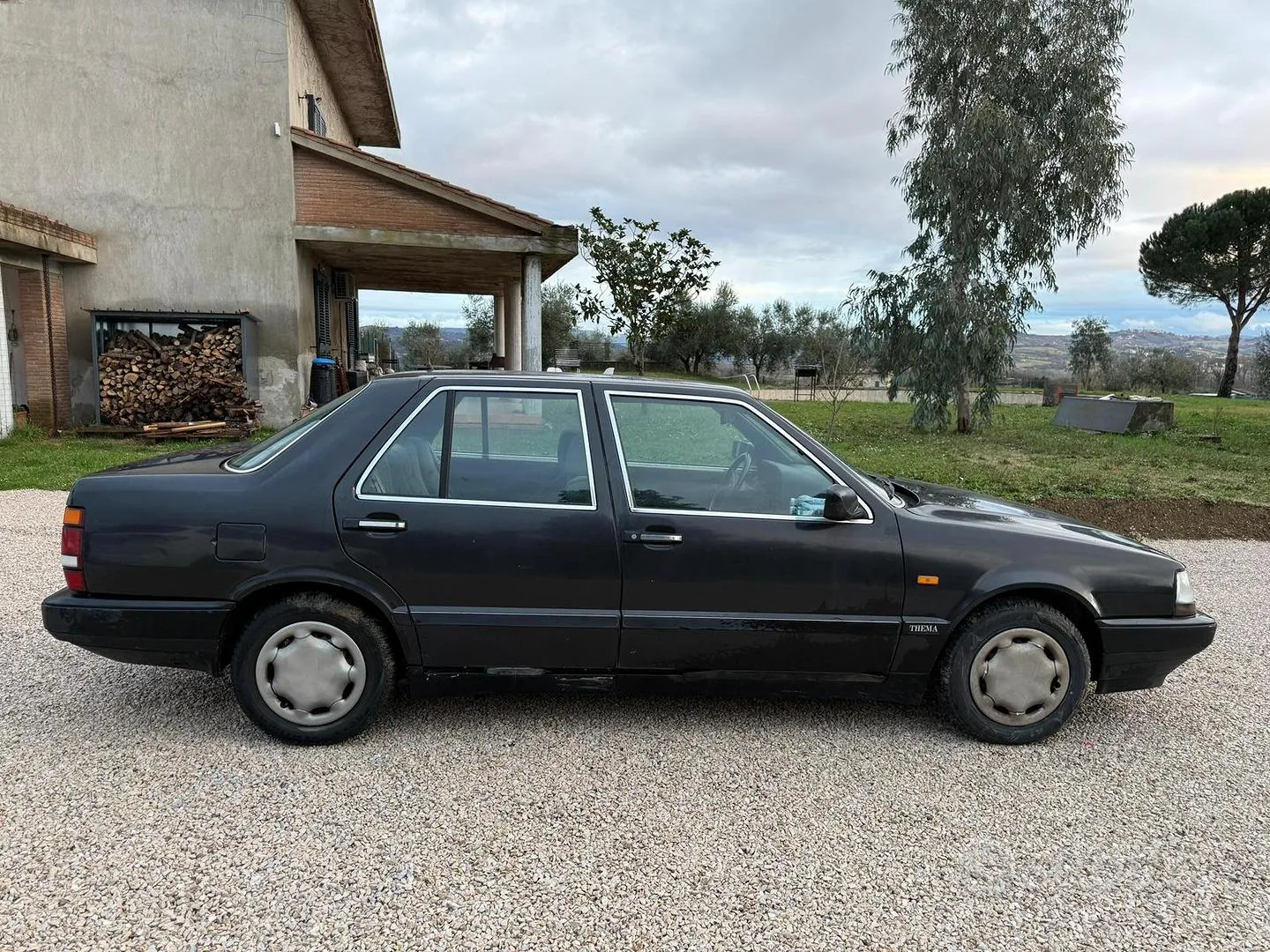 Lancia Thema 1991 photo 2