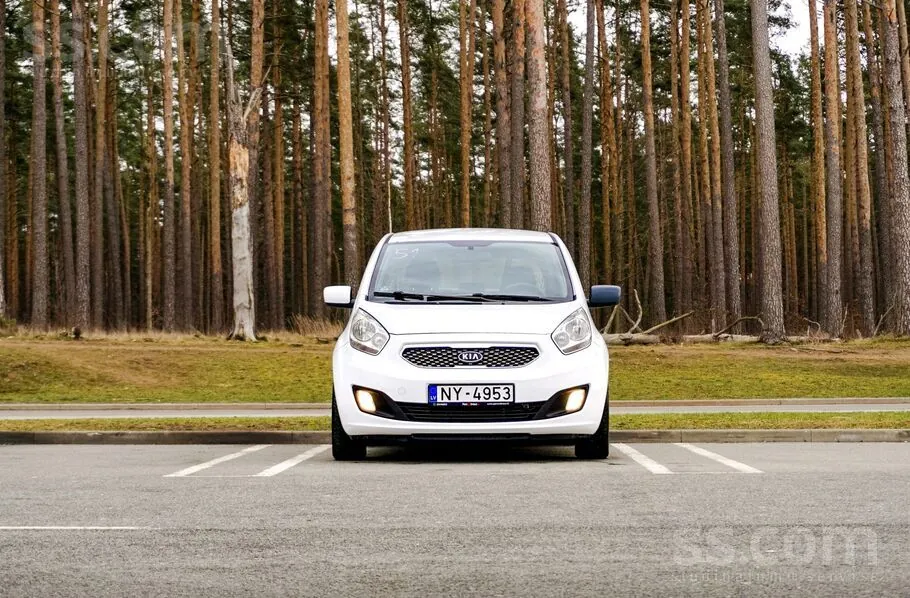Kia Venga 2011 photo 3