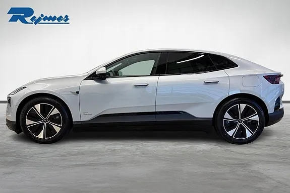 Polestar 4 2026 photo 2